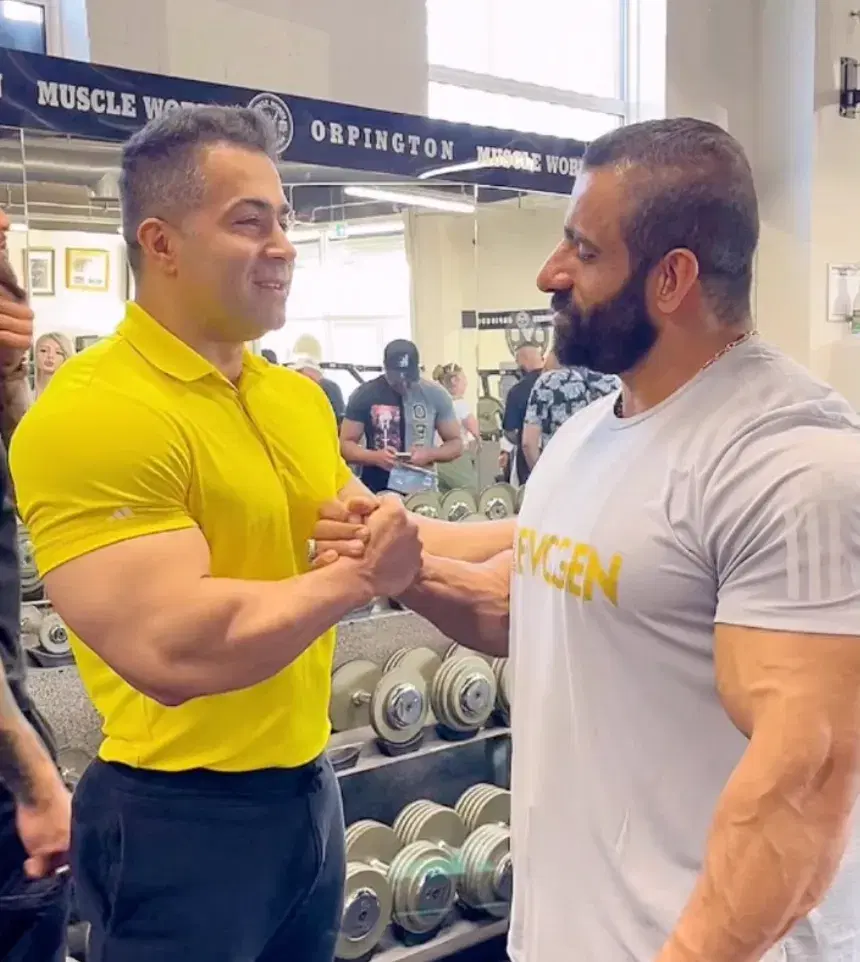 Meysam Karimi coaching a client